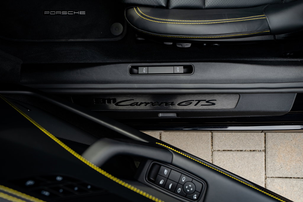 Porsche 992.2 Carrera 4 GTS