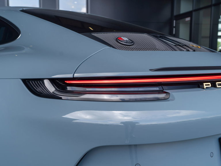 Porsche 911 S/T