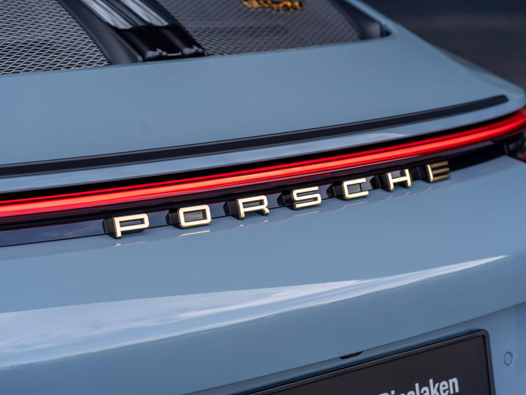 Porsche 911 S/T