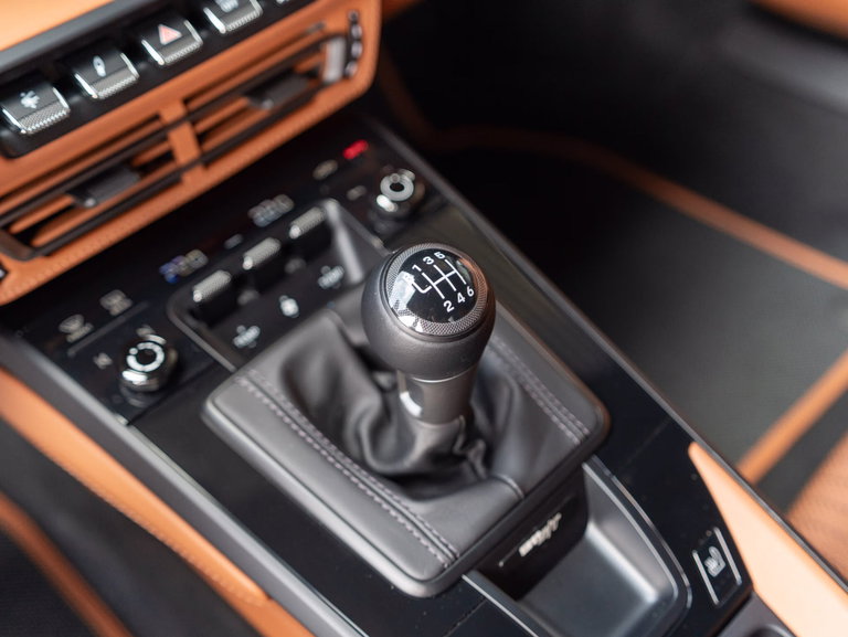 Porsche 911 S/T