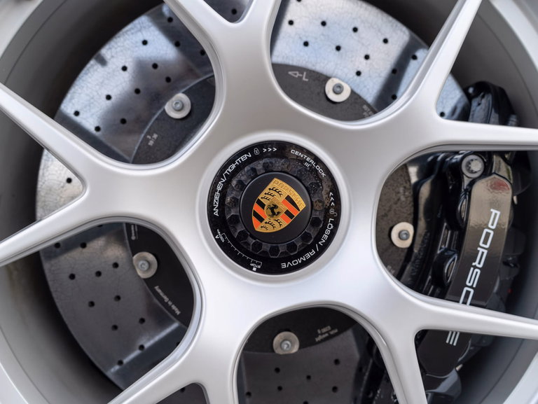 Porsche 911 S/T