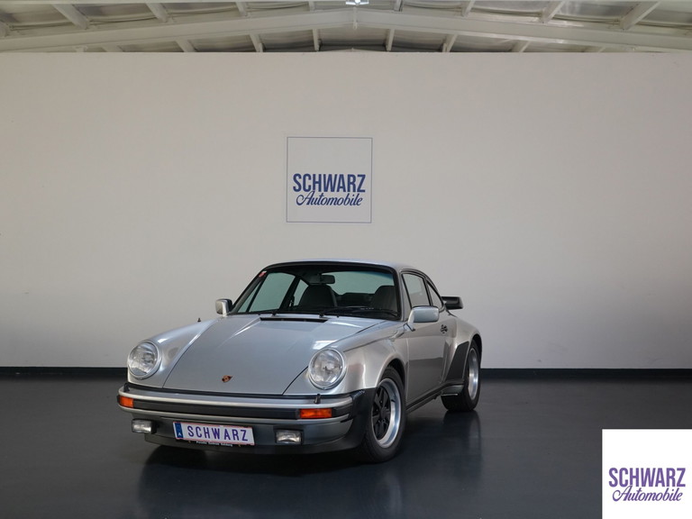 Porsche 911 Turbo 3.3