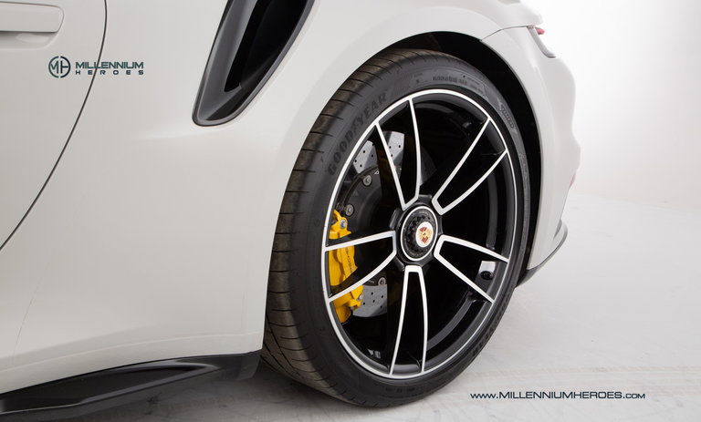 Porsche 992 Turbo S