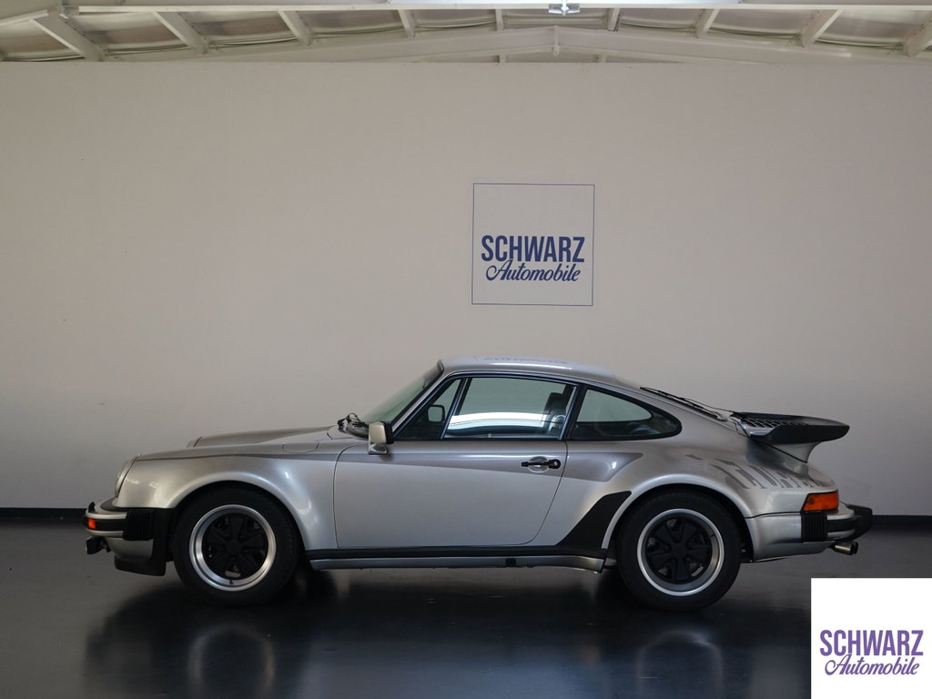 Porsche 911 Turbo 3.3