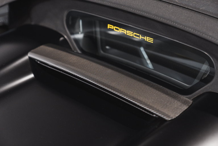 Porsche 718 Spyder RS