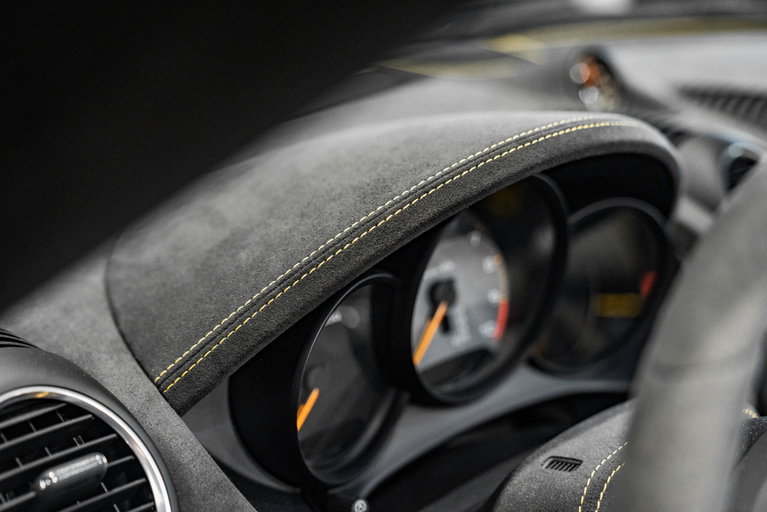Porsche 718 Spyder RS