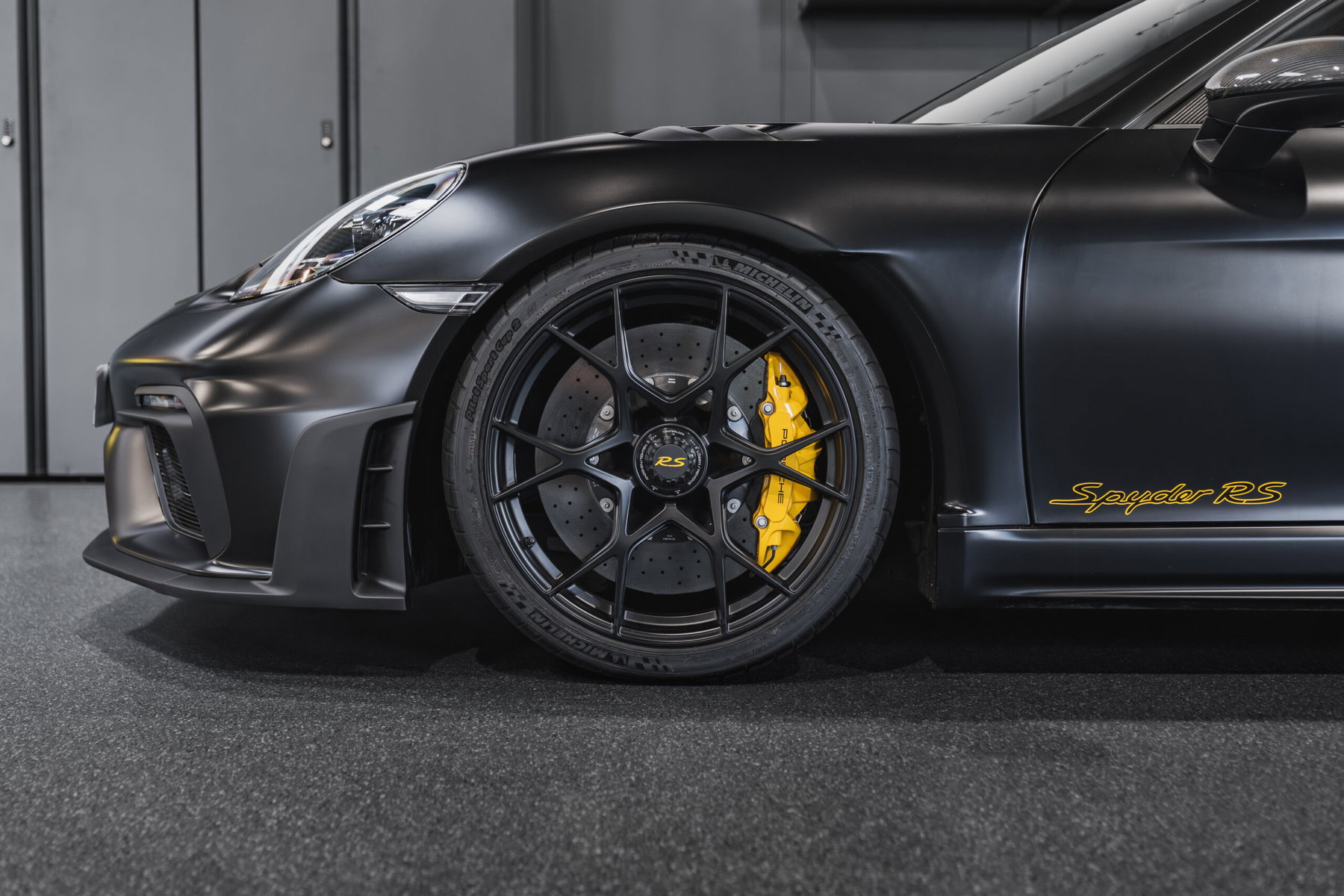Porsche 718 Spyder RS 2024 - elferspot.com - Marketplace for