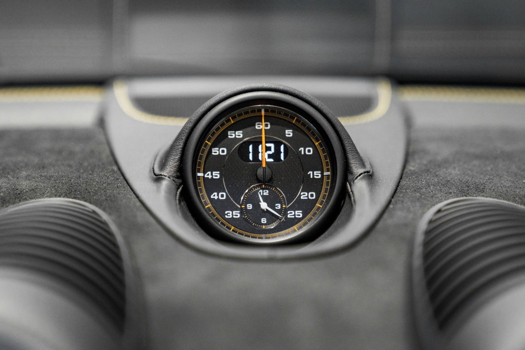 Porsche 718 Spyder RS