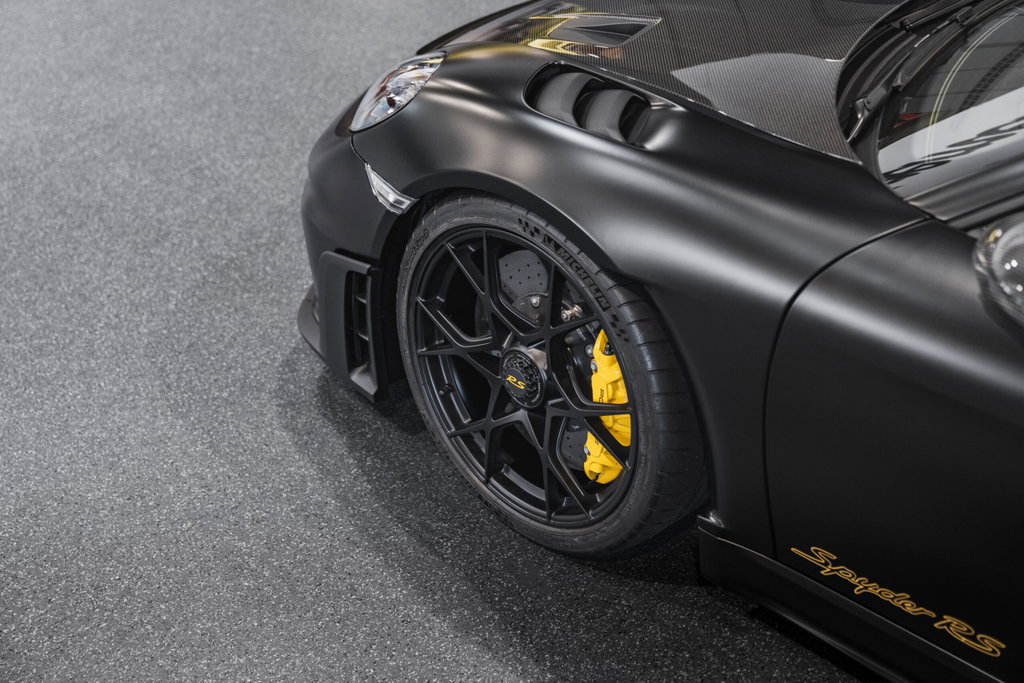 Porsche 718 Spyder RS
