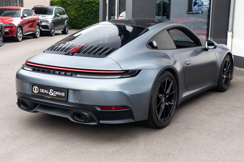 Porsche 992.2 Carrera T