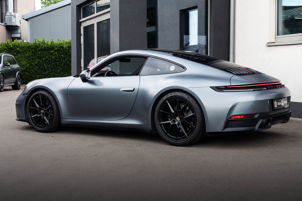 Porsche 992.2 Carrera T