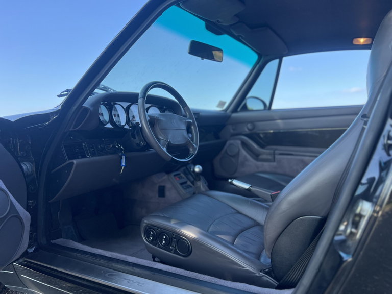 Porsche 993 Carrera