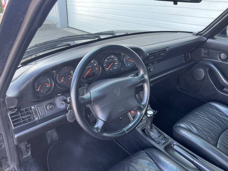 Porsche 993 Carrera 4