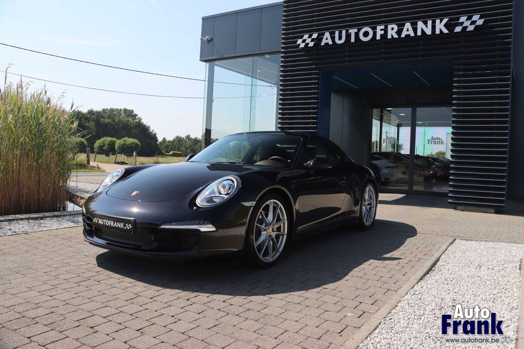 Porsche 991 Carrera 4