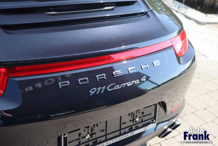Porsche 991 Carrera 4
