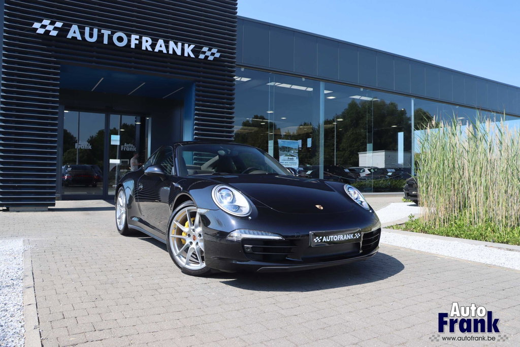 Porsche 991 Carrera 4
