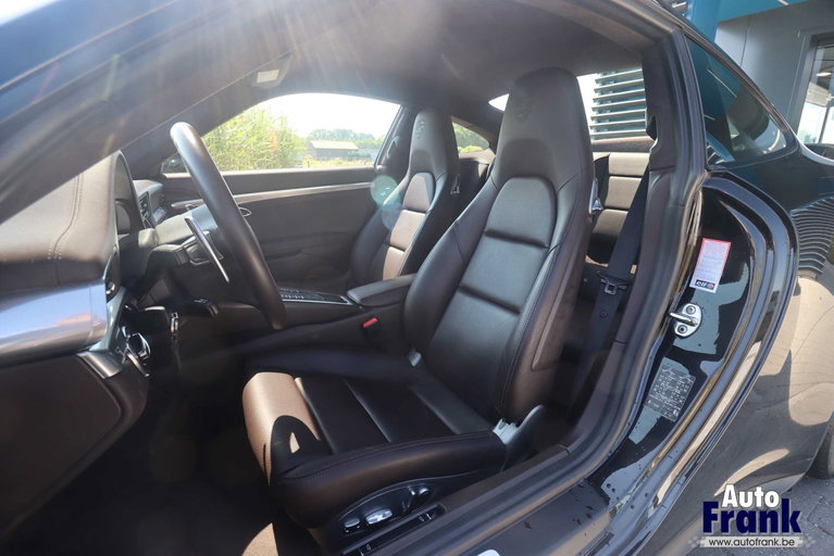 Porsche 991 Carrera 4