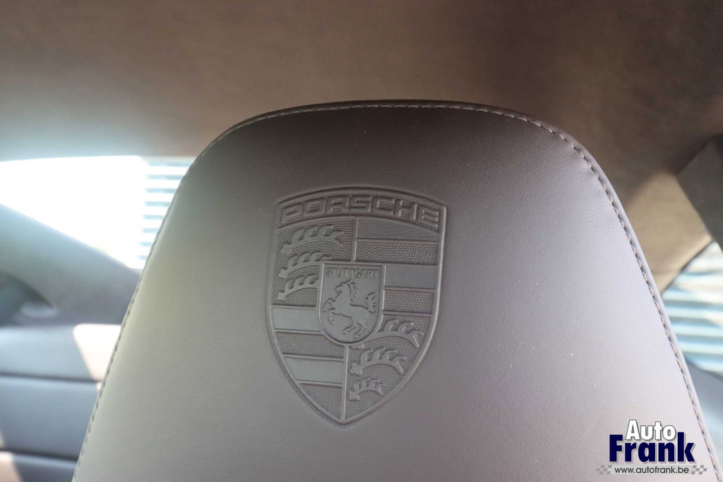 Porsche 991 Carrera 4