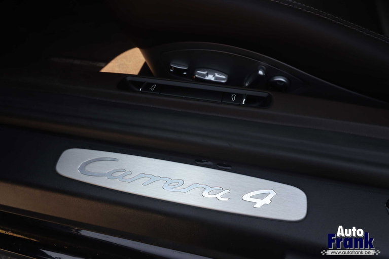 Porsche 991 Carrera 4
