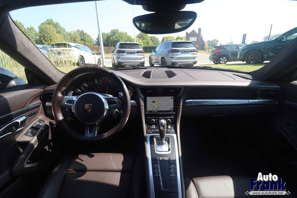 Porsche 991 Carrera 4