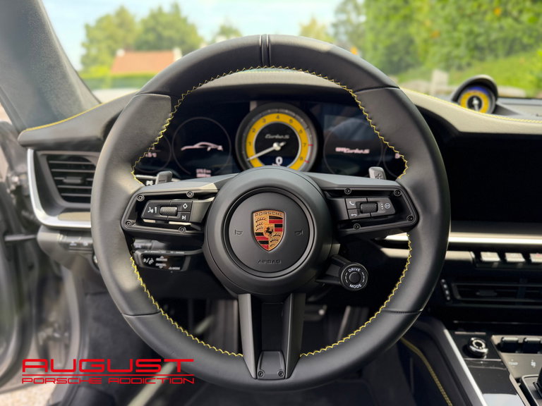 Porsche 992 Turbo S