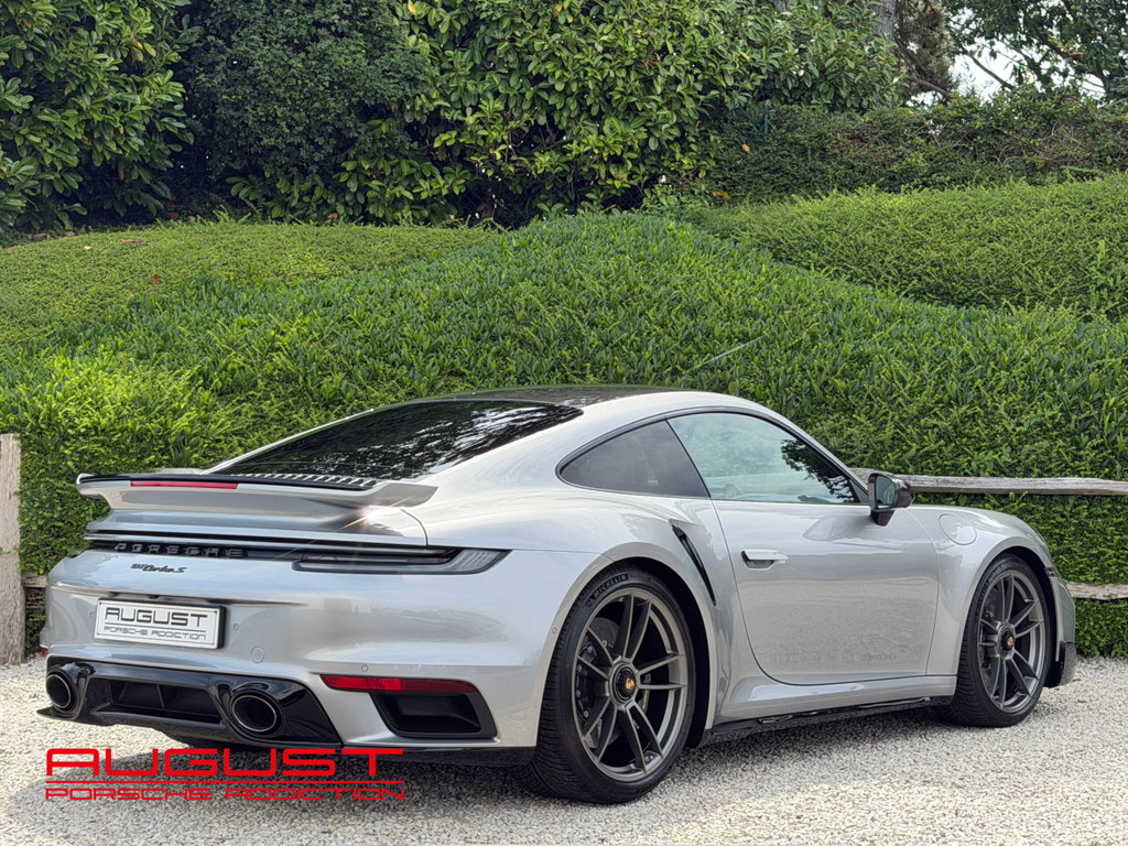 Porsche 992 Turbo S