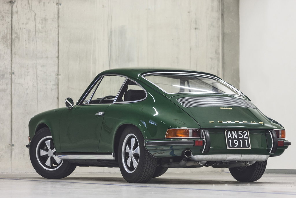 Porsche 911 E