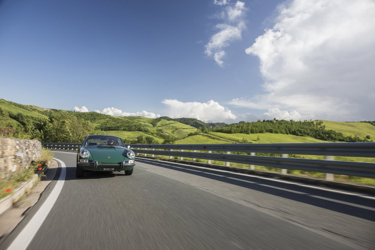 Porsche 911 E