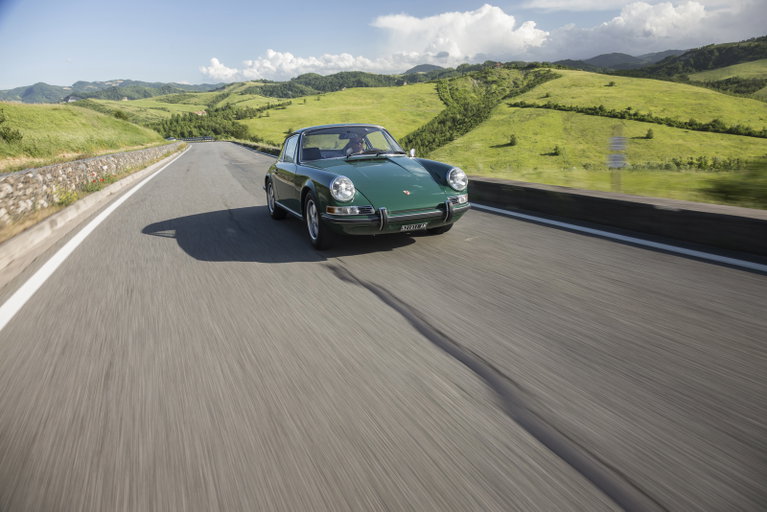 Porsche 911 E