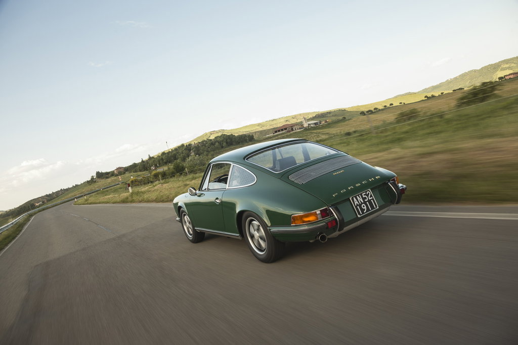 Porsche 911 E