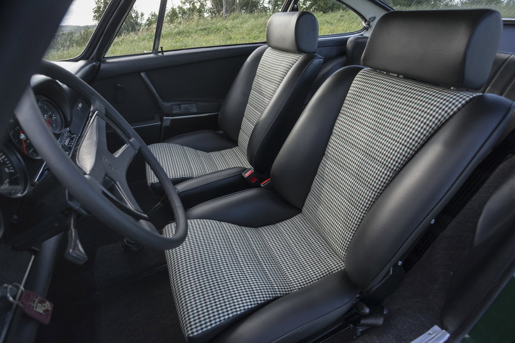 Porsche 911 E
