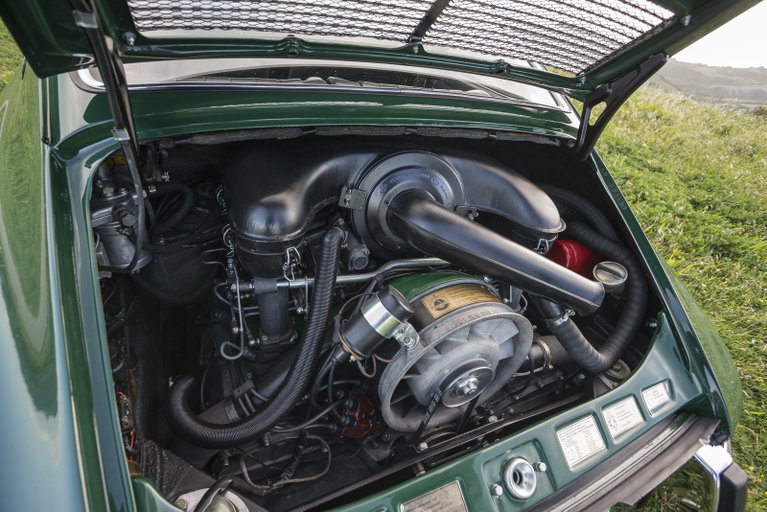 Porsche 911 E