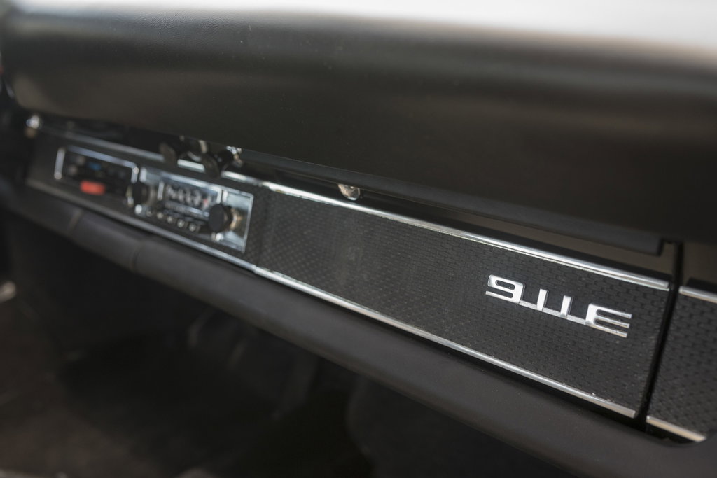 Porsche 911 E