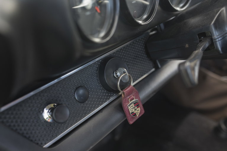 Porsche 911 E