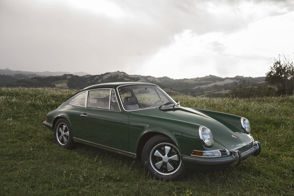 Porsche 911 E