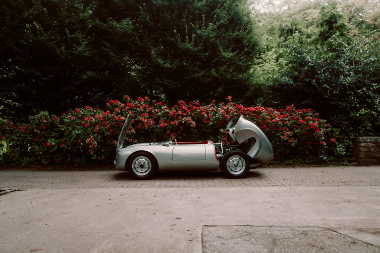 Recreation/Replica