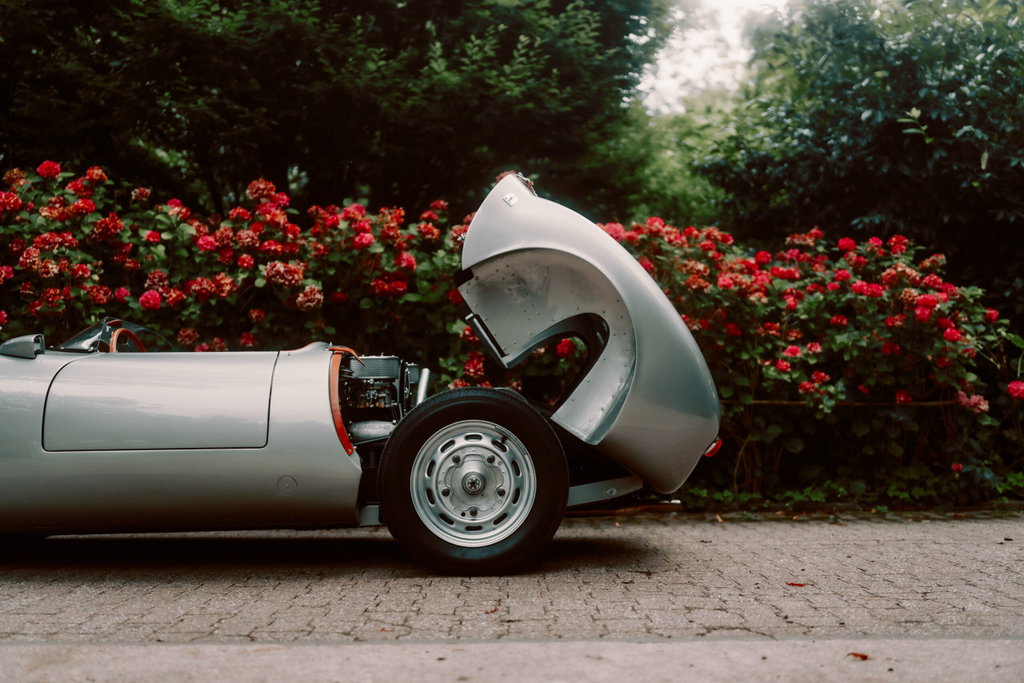 Recreation/Replica