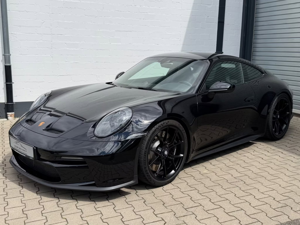 Porsche 992 GT3 Touring