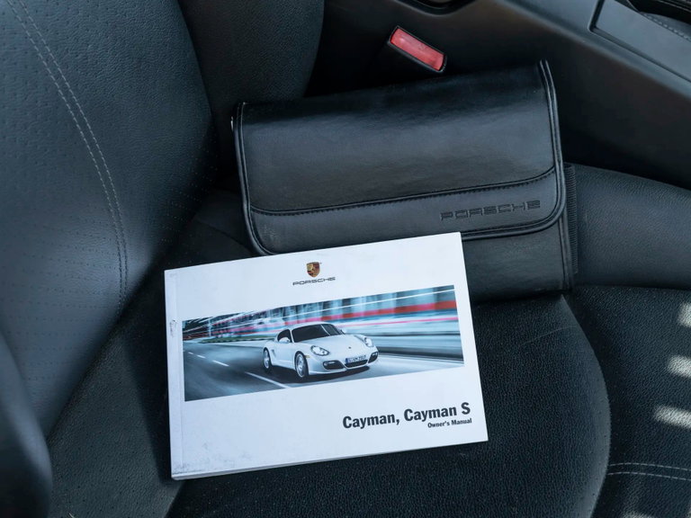 Porsche 987 Cayman S