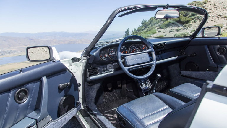 Porsche 911 Carrera 3.2 Speedster (US)