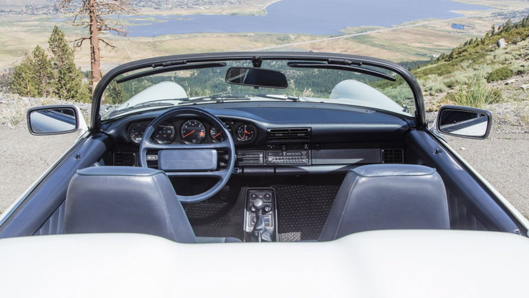 Porsche 911 Carrera 3.2 Speedster (US)