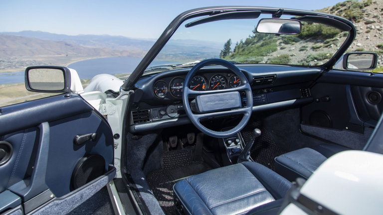 Porsche 911 Carrera 3.2 Speedster (US)