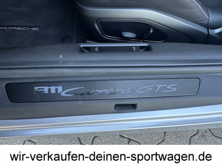 Porsche 992 Carrera GTS