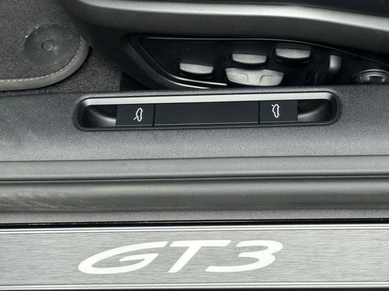 Porsche 992 GT3 Touring