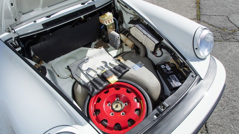 Porsche 911 Carrera 3.2 Speedster (US)