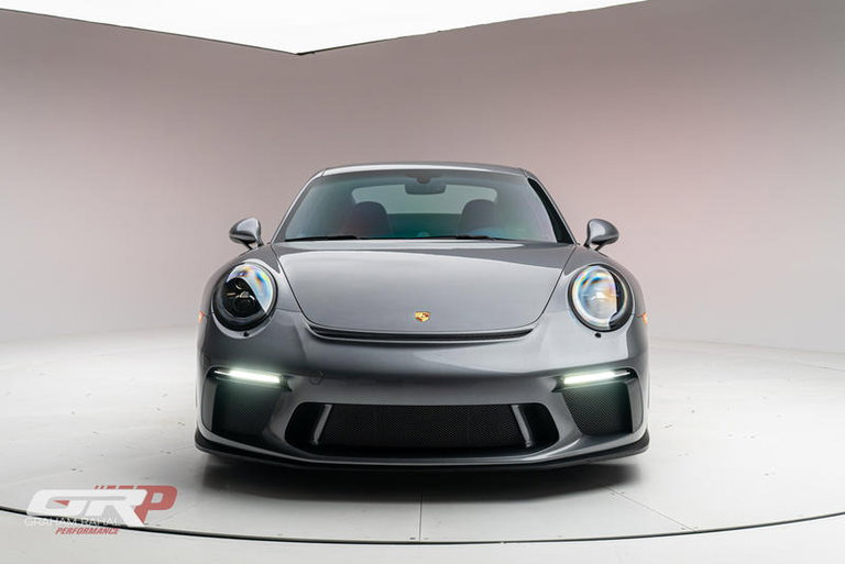 Porsche 991.2 GT3 Touring