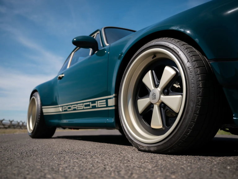 Porsche 911 Backdate