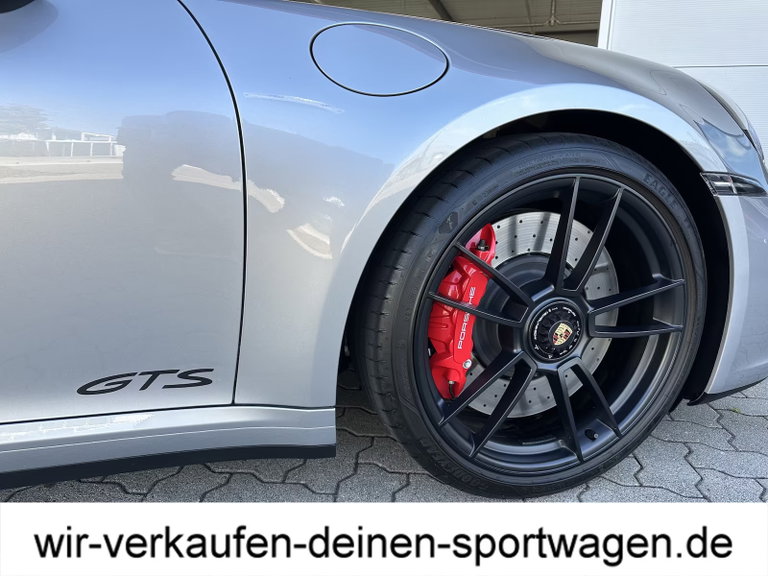 Porsche 992 Carrera GTS