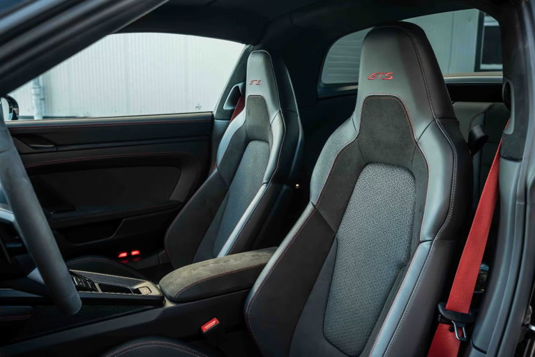 Porsche 992.2 Targa 4 GTS