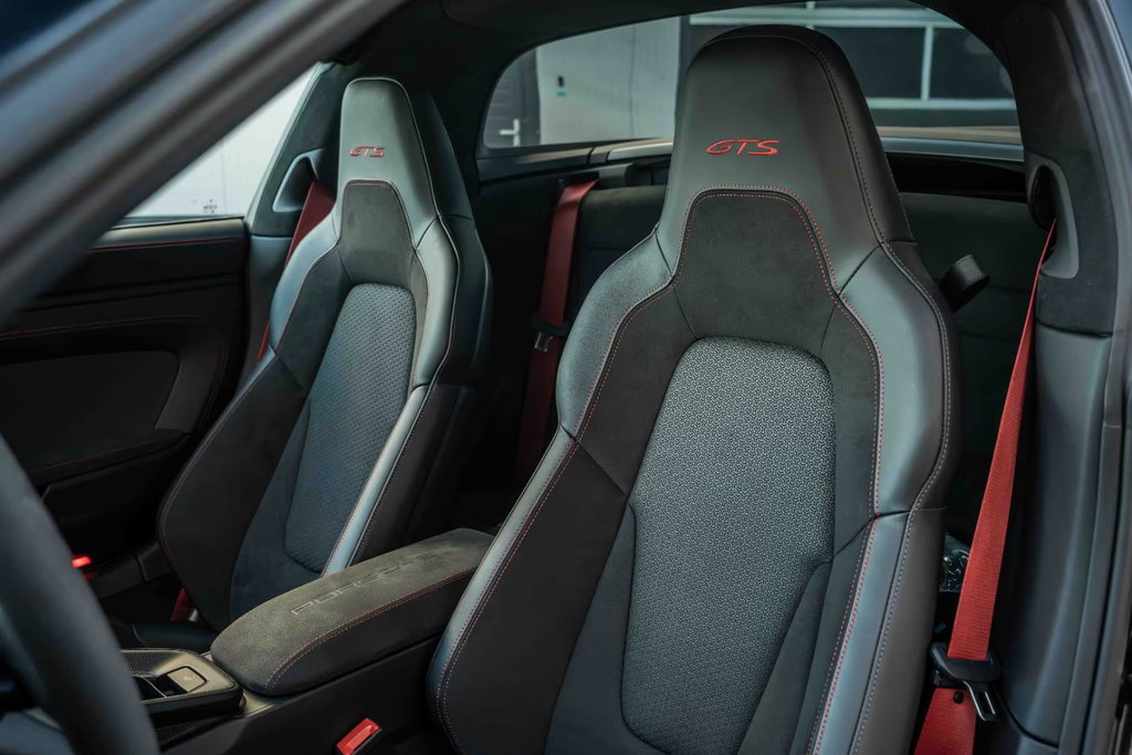 Porsche 992.2 Targa 4 GTS